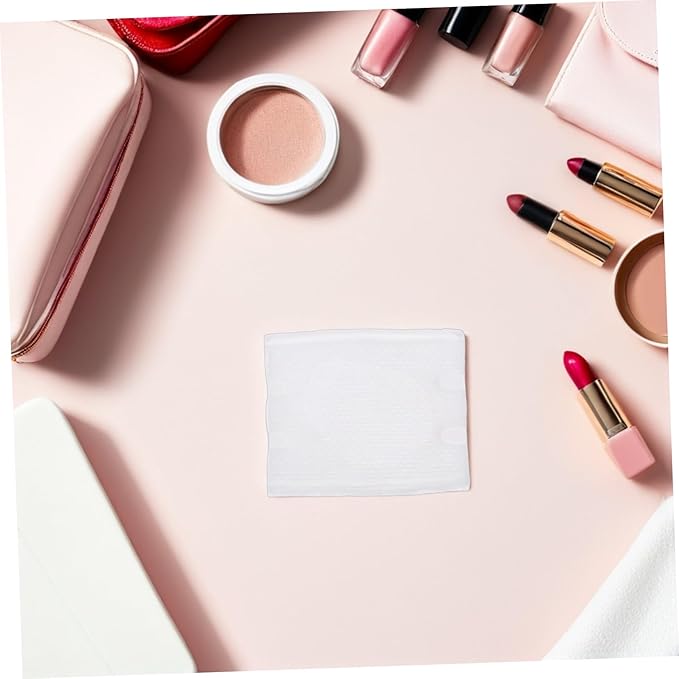 Unomor 220pcs Thick Double-Sided Cotton Pads for Face Makeup Removal with Skin-Friendly Pure Cotton Disposable Cosmetic Pads with Portable Storage Bag for Toner and Skincare Application